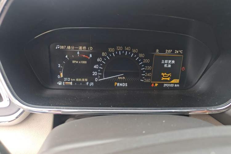 Used Lincoln Continental 2017 2.0T Two-Wheel-Drive Luxury Edition Instrument Cluster