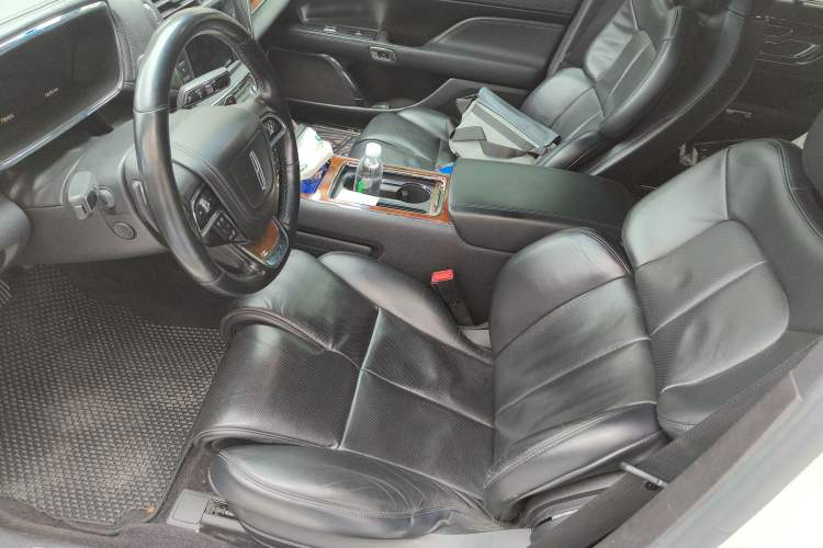 Used Lincoln Continental 2017 3.0T Four-Wheel Drive Prestige Edition Left Front Seat