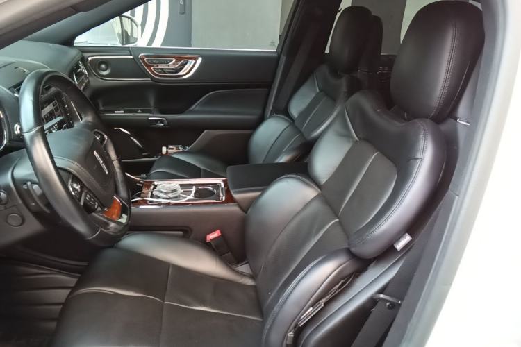 Used Lincoln Continental 2017 3.0T Four-Wheel Drive Prestige Edition Left Front Seat