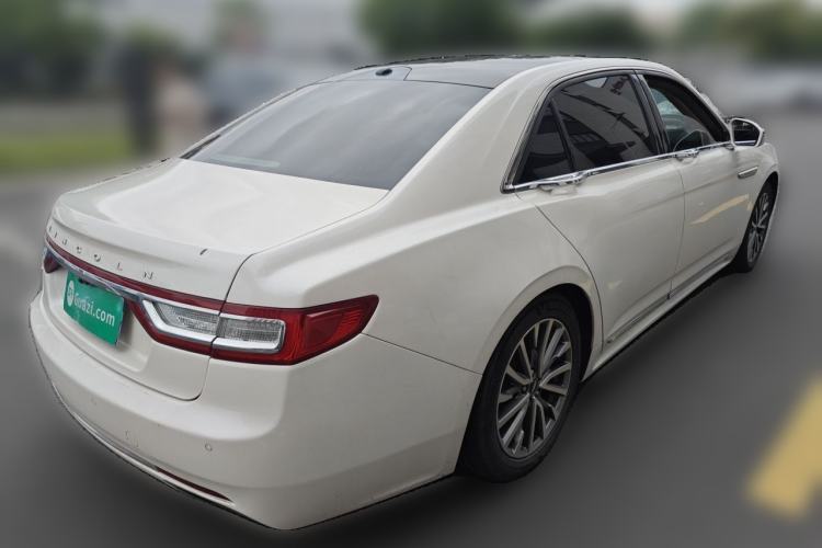Used Lincoln Continental 2017 2.0T Two-Wheel-Drive Luxury Edition Rear Right 45 Deg