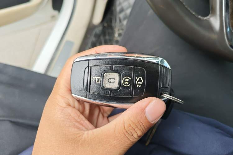 Used Lincoln Continental 2017 2.0T Two-Wheel Drive Deluxe Edition Vehicle Key