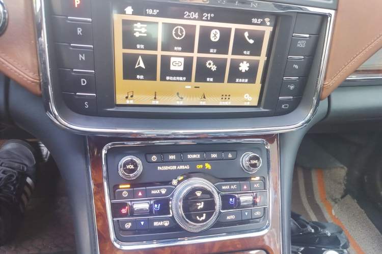 Used Lincoln Continental 2018 3.0T Four-Wheel Drive Presidential Edition Audio And AC Panel