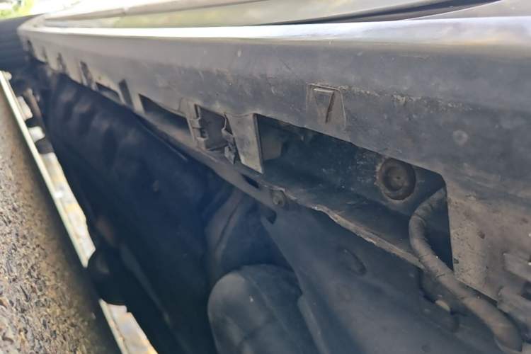 Used Lincoln Continental 2018 2.0T Two-Wheel Drive Deluxe Edition Chassis Rear Left