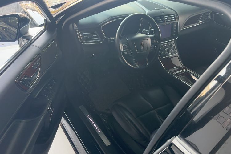 Used Lincoln Continental 2018 2.0T Two-Wheel Drive Deluxe Edition Driver Seat
