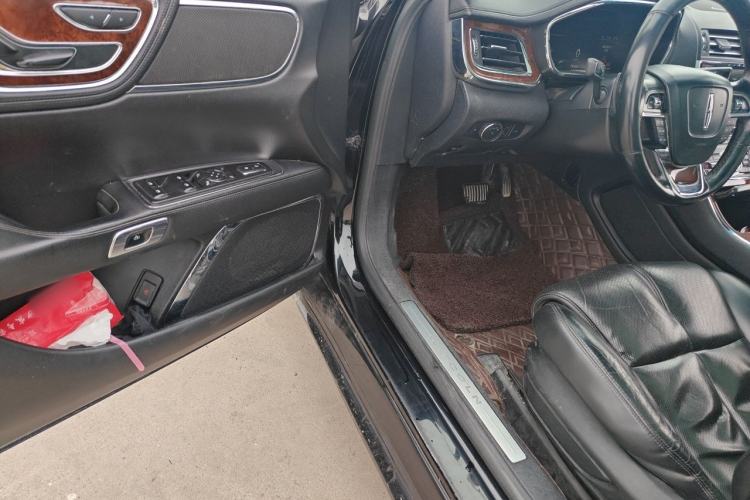 Used Lincoln Continental 2018 2.0T Two-Wheel Drive Deluxe Edition Driver Seat