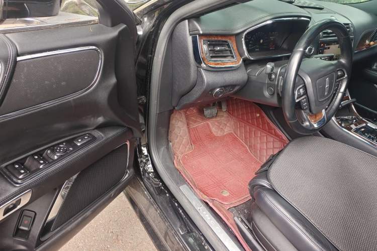 Used Lincoln Continental 2018 2.0T Two-Wheel Drive Luxury Edition Driver Seat