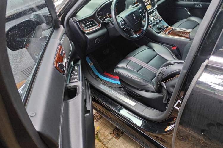 Used Lincoln Continental 2018 2.0T Two-Wheel Drive Deluxe Edition Driver Seat
