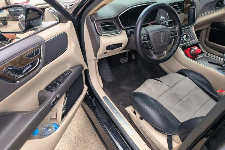 Used Lincoln Continental 2018 2.0T Two-Wheel Drive Luxury Edition Driver Seat