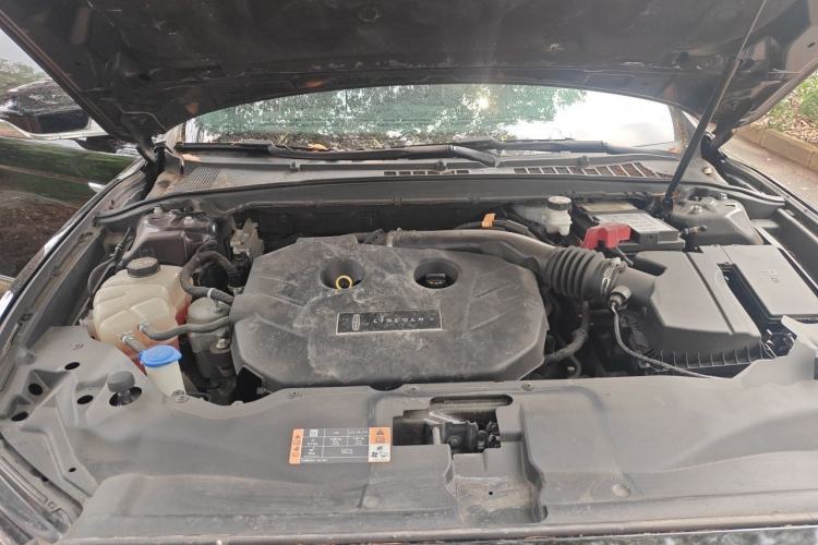 Used Lincoln Continental 2018 2.0T Two-Wheel Drive Luxury Edition Engine Bay