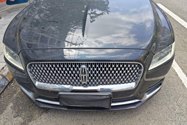 Used Lincoln Continental 2018 2.0T Two-Wheel Drive Deluxe Edition Engine Bay