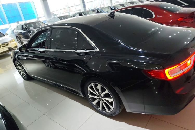 Used Lincoln Continental 2018 2.0T Two-Wheel Drive Deluxe Edition Exterior 3