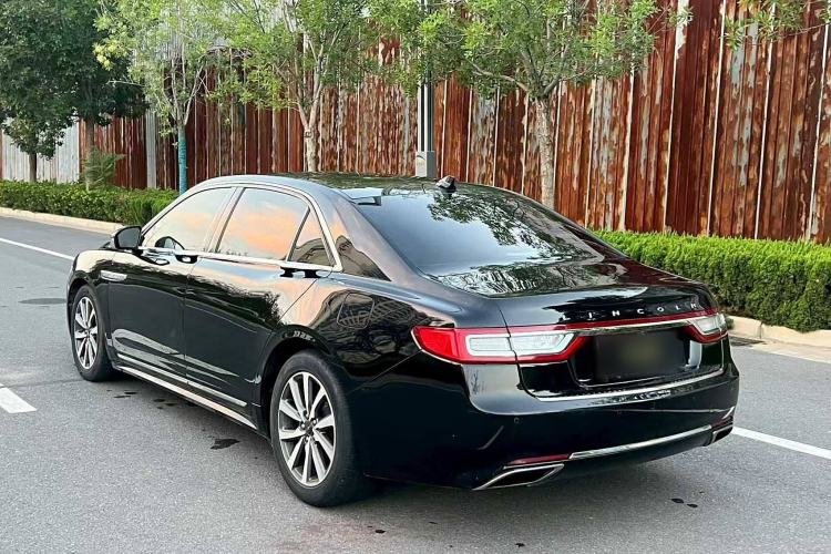 Used Lincoln Continental 2018 2.0T Two-Wheel Drive Deluxe Edition Exterior 3