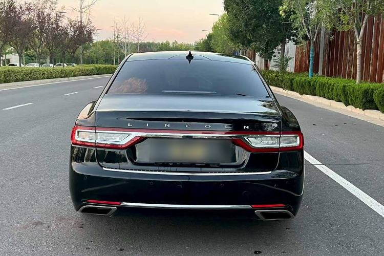 Used Lincoln Continental 2018 2.0T Two-Wheel Drive Deluxe Edition Exterior 4