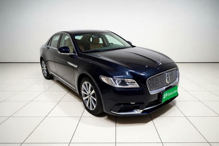 Used Lincoln Continental 2018 2.0T Two-Wheel Drive Deluxe Edition Front Right 45 Deg