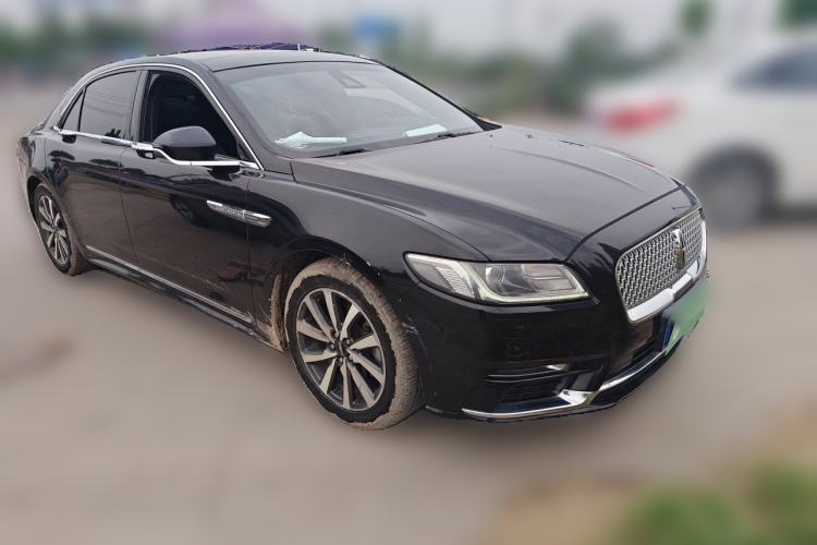 Used Lincoln Continental 2018 2.0T Two-Wheel Drive Deluxe Edition Front Right 45 Deg