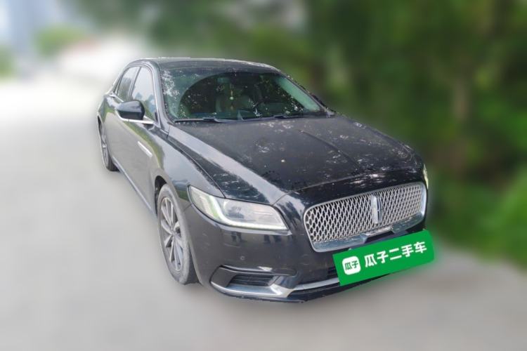 Used Lincoln Continental 2018 2.0T Two-Wheel Drive Deluxe Edition Front Right 45 Deg