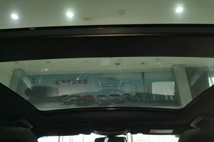 Used Lincoln Continental 2018 2.0T Two-Wheel Drive Deluxe Edition Headliner
