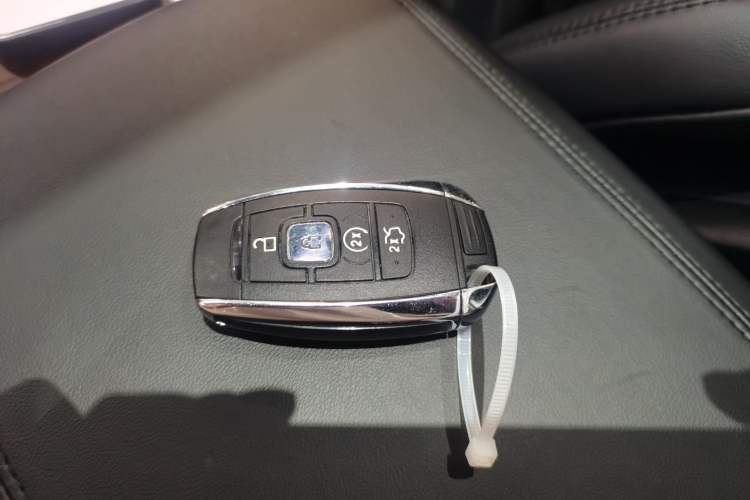 Used Lincoln Continental 2018 2.0T Two-Wheel Drive Deluxe Edition Interior 1