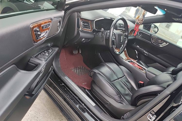 Used Lincoln Continental 2018 2.0T Two-Wheel Drive Prestige Edition Interior 3