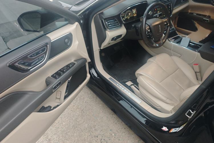 Used Lincoln Continental 2018 2.0T Two-Wheel Drive Prestige Edition Interior 3