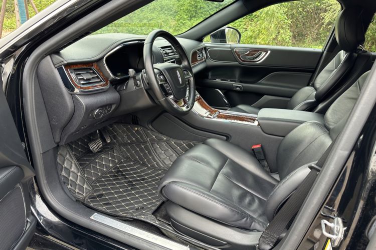 Used Lincoln Continental 2018 2.0T Two-Wheel Drive Deluxe Edition Left Front Seat