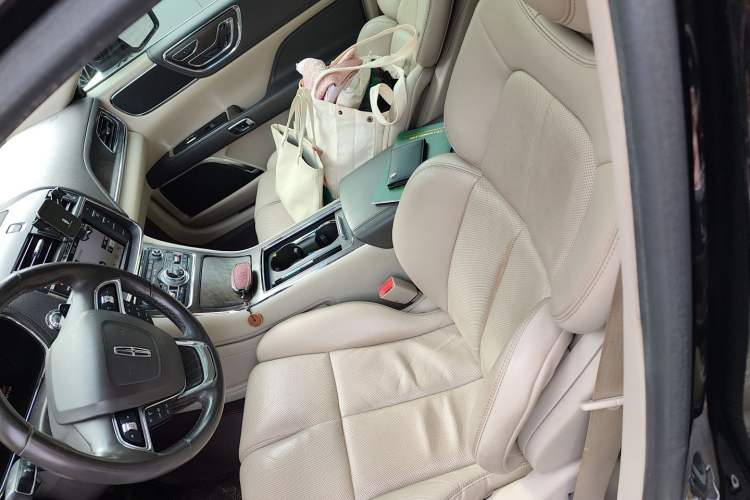Used Lincoln Continental 2018 2.0T Two-Wheel Drive Deluxe Edition Left Front Seat