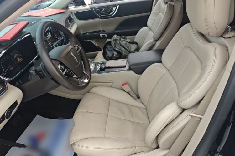 Used Lincoln Continental 2018 2.0T Two-Wheel Drive Deluxe Edition Left Front Seat