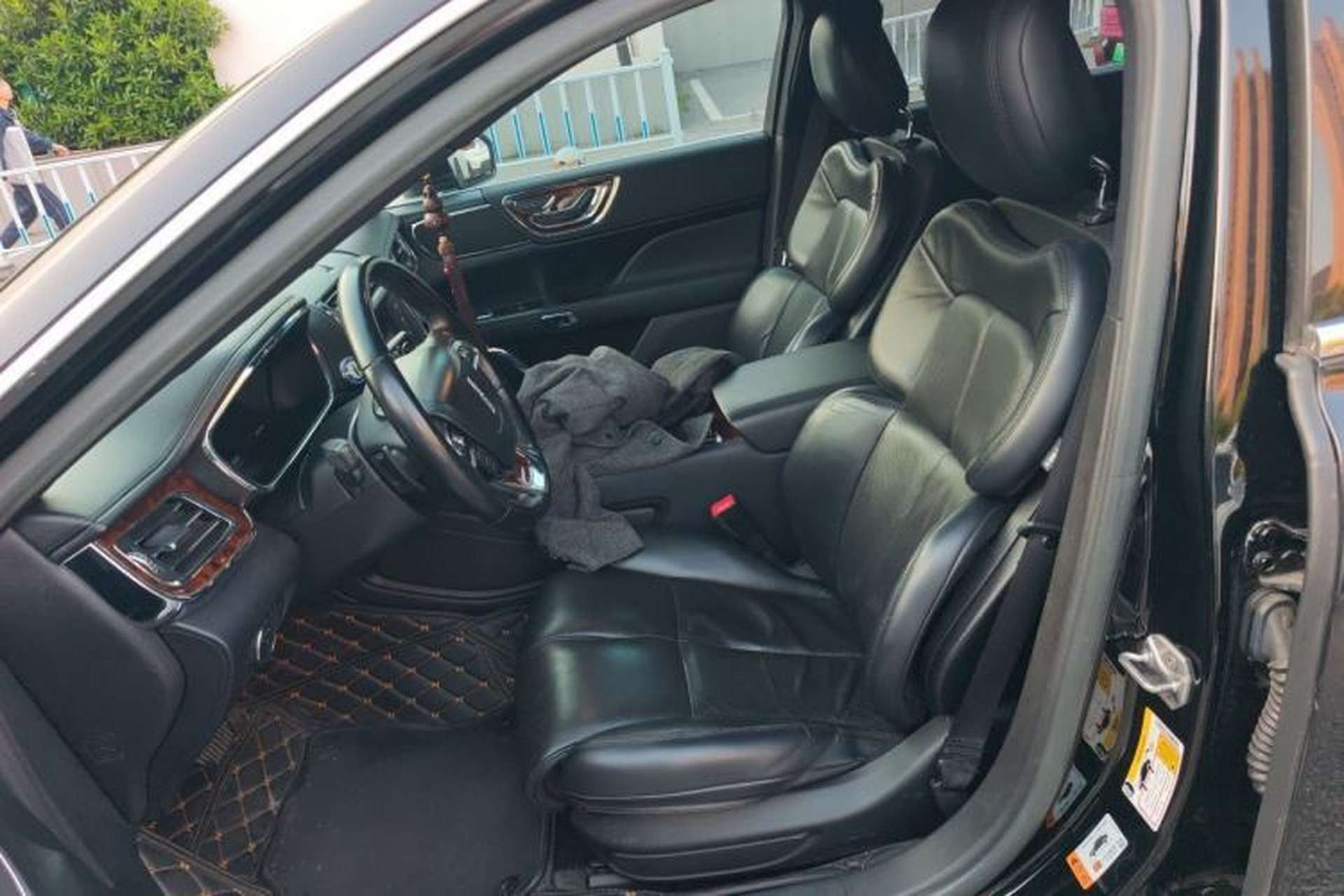 Used Lincoln Continental 2018 2.0T Two-Wheel Drive Deluxe Edition Left Front Seat