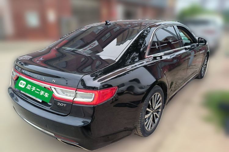 Used Lincoln Continental 2018 2.0T Two-Wheel Drive Luxury Edition Rear Right 45 Deg