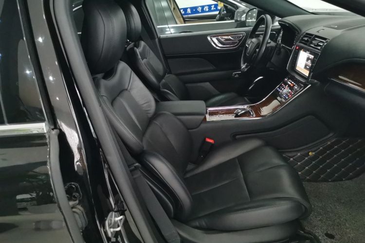 Used Lincoln Continental 2018 2.0T Two-Wheel Drive Deluxe Edition Right Front Seat
