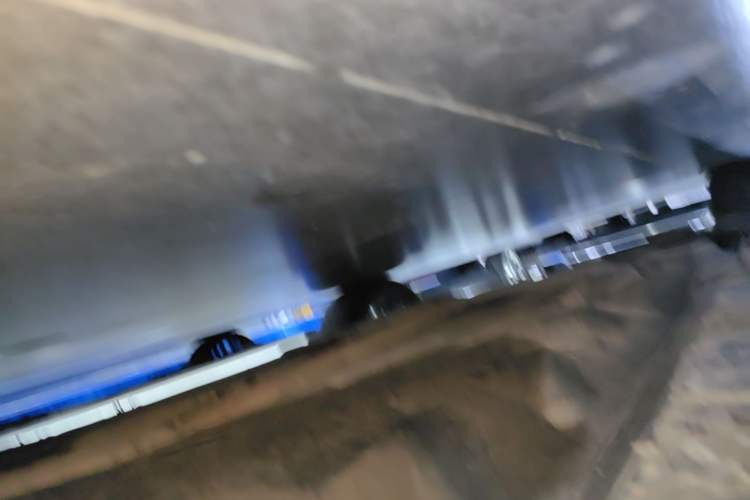 Used Lincoln Continental 2018 3.0T Four-Wheel Drive Prestige Edition Right Side Sill