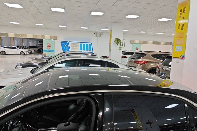 Used Lincoln Continental 2018 2.0T Two-Wheel Drive Luxury Edition Roof