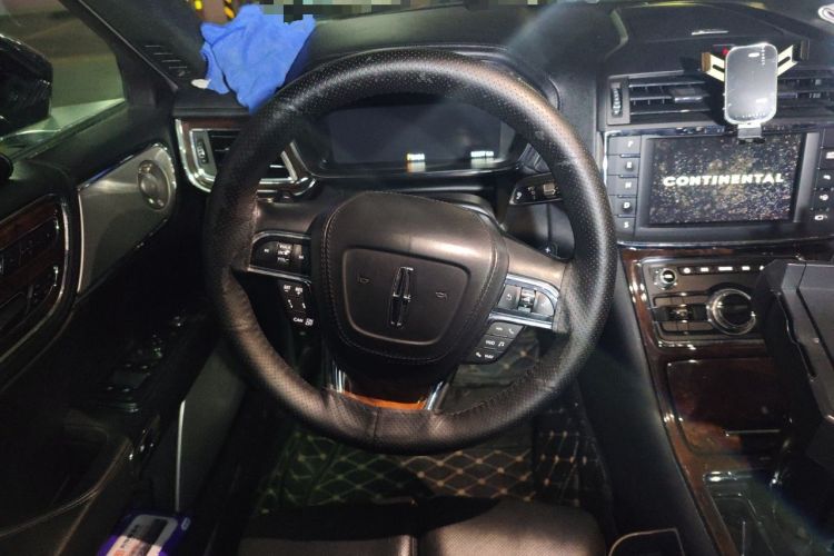 Used Lincoln Continental 2018 3.0T Four-Wheel Drive Prestige Edition Steering Wheel