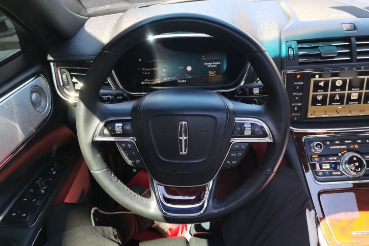 Used Lincoln Continental 2018 3.0T Four-Wheel Drive Prestige Edition Steering Wheel