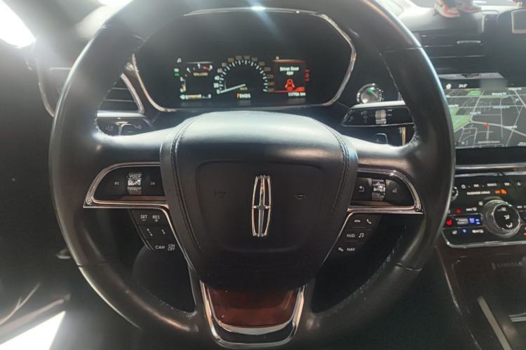 Used Lincoln Continental 2018 3.0T Four-Wheel Drive Prestige Edition Steering Wheel