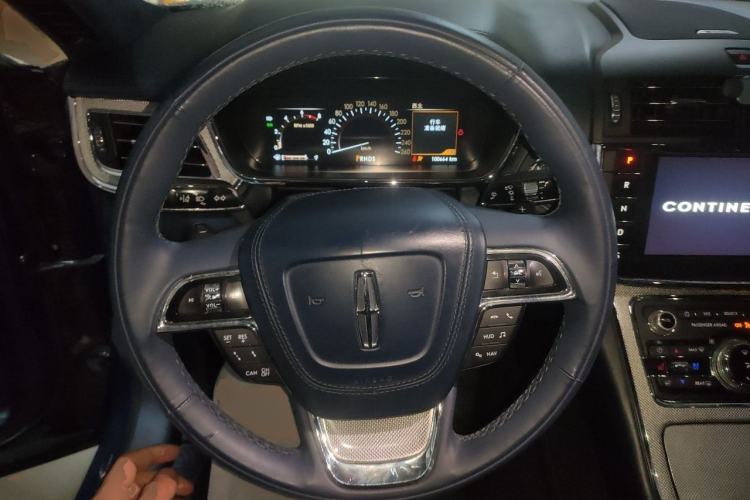 Used Lincoln Continental 2018 3.0T Four-Wheel Drive Presidential Edition Steering Wheel