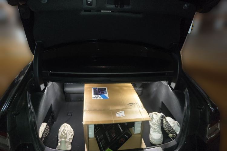 Used Lincoln Continental 2018 2.0T Two-Wheel Drive Deluxe Edition Trunk