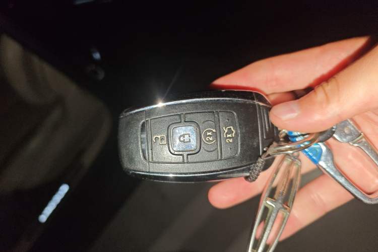 Used Lincoln Continental 2018 2.0T Two-Wheel Drive Deluxe Edition Vehicle Key
