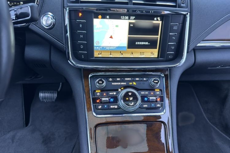 Used Lincoln Continental 2018 3.0T Four-Wheel Drive Prestige Edition Gear Lever