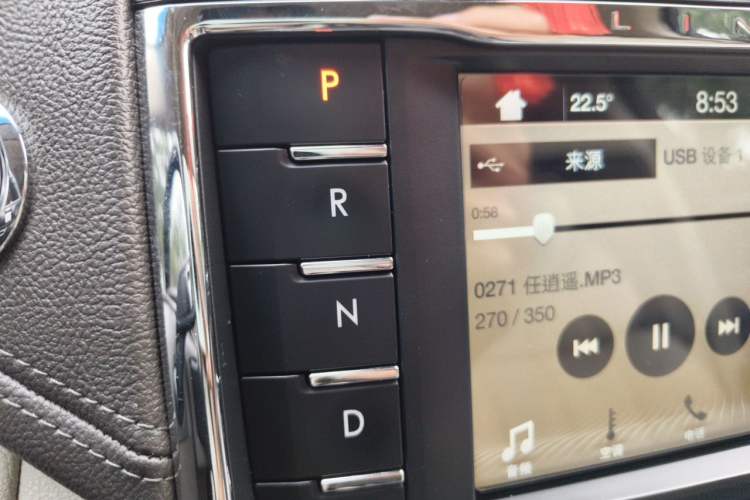 Used Lincoln Continental 2018 2.0T Two-Wheel Drive Prestige Edition Gear Lever