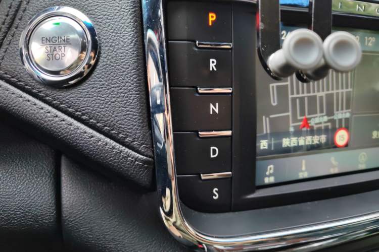 Used Lincoln Continental 2018 3.0T Four-Wheel Drive Prestige Edition Gear Lever