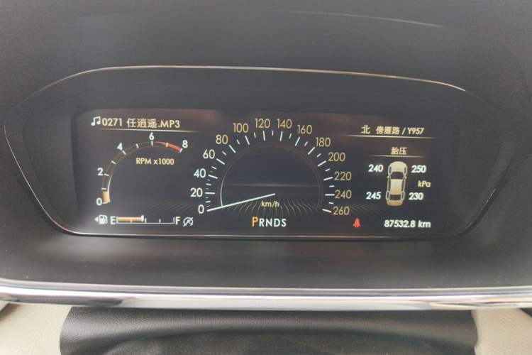 Used Lincoln Continental 2018 2.0T Two-Wheel Drive Prestige Edition Instrument Cluster