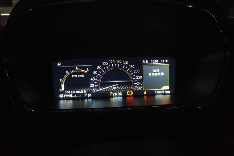 Used Lincoln Continental 2018 2.0T Two-Wheel Drive Luxury Edition Instrument Cluster