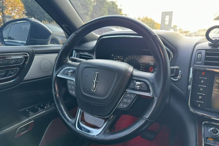 Used Lincoln Continental 2018 3.0T Four-Wheel Drive Prestige Edition Interior 3