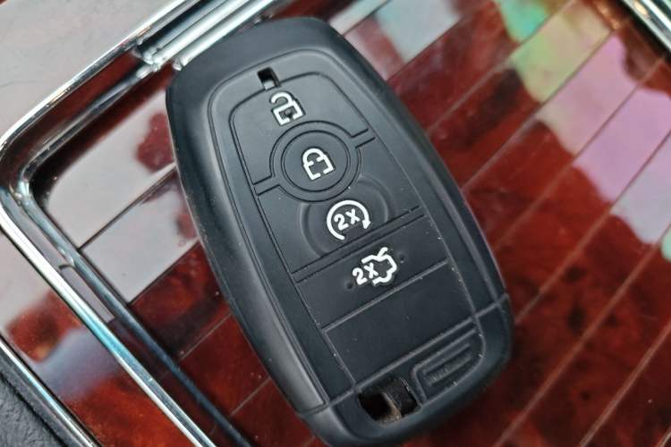 Used Lincoln Continental 2018 2.0T Two-Wheel Drive Prestige Edition Vehicle Key