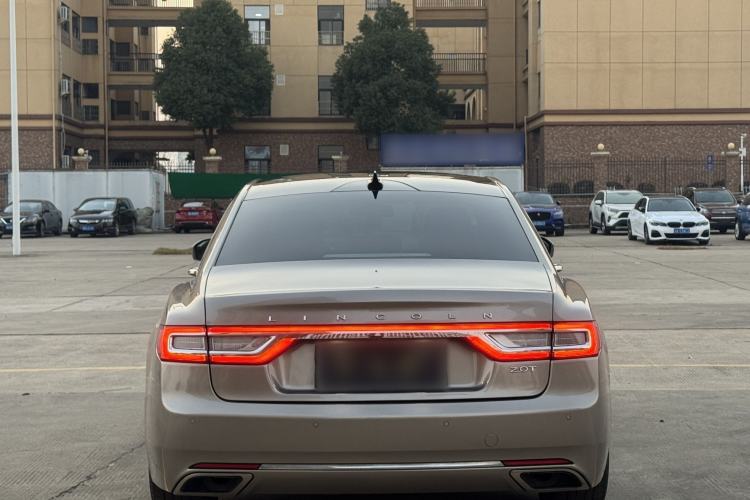 Used Lincoln Continental 2018 2.0T Two-Wheel Drive Deluxe Edition Exterior 3