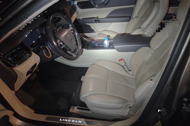 Used Lincoln Continental 2018 2.0T Two-Wheel Drive Prestige Edition Left Front Seat