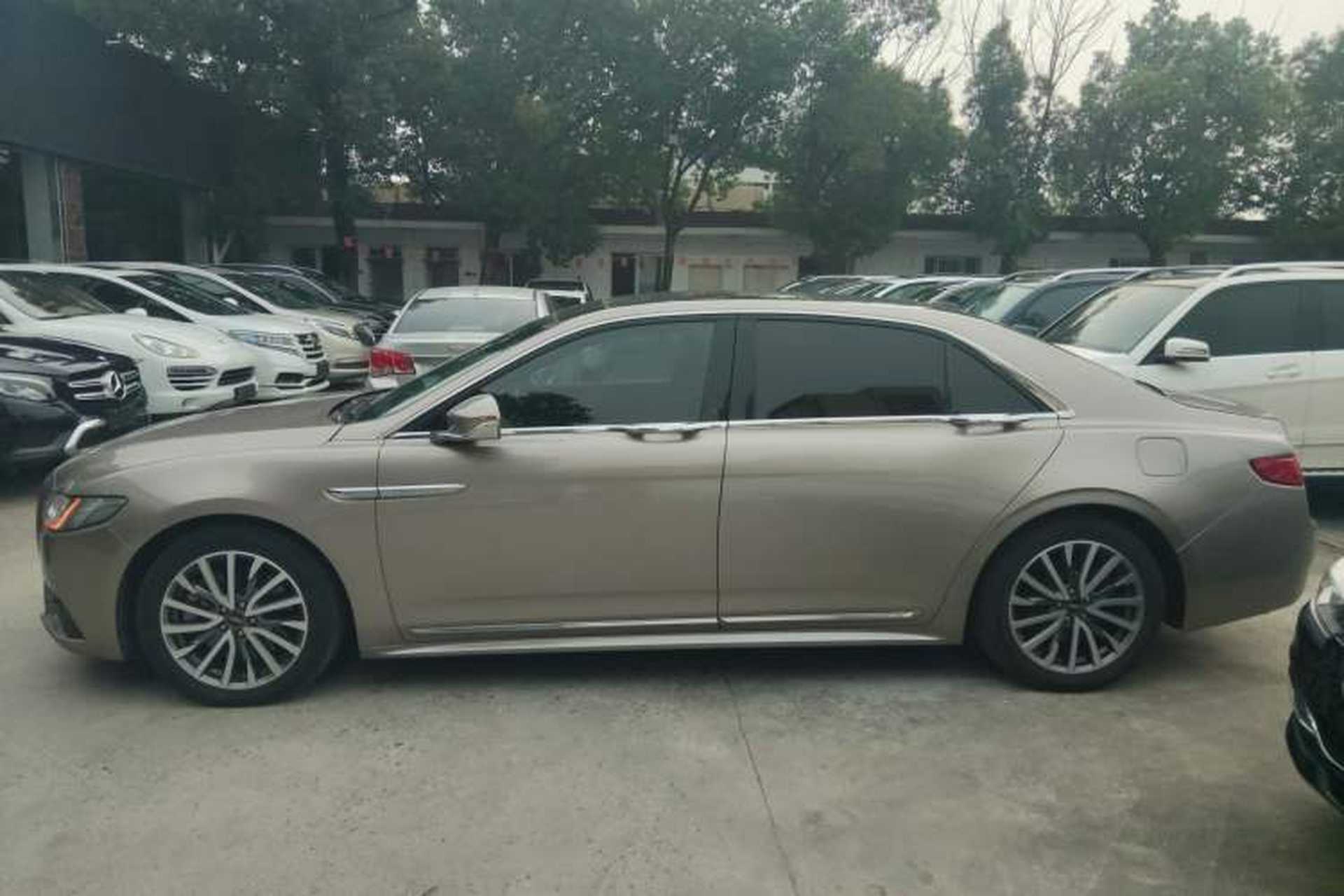 Used Lincoln Continental 2018 2.0T Two-Wheel Drive Luxury Edition Left Side
