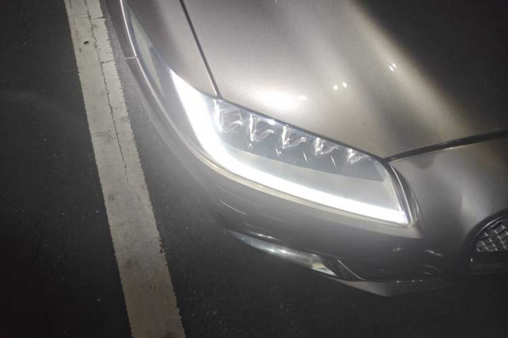 Used Lincoln Continental 2018 2.0T Two-Wheel Drive Prestige Edition Right Front Headlight