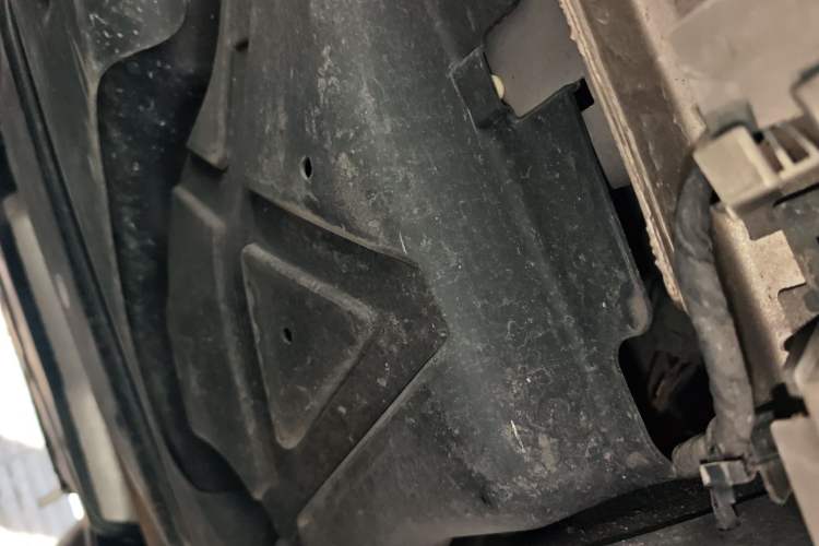 Used Lincoln Continental 2018 2.0T Two-Wheel Drive Deluxe Edition Chassis Rear Left
